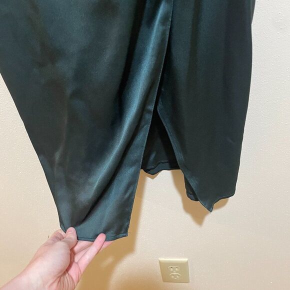Abercrombie & Fitch Size S Small Dark Green Satin Ruched Slip Dress Side Slit - Picture 7 of 11
